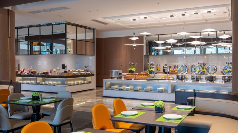 <b>Hampton by Hilton Dongguan Songshan Lake Restaurant</b>. Images powered by <a href="https://www.leonardoworldwide.com/" title="Leonardo Worldwide" target="_blank">Leonardo</a>.