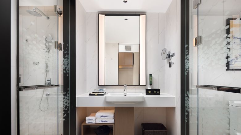 <b>Hampton by Hilton Dongguan Songshan Lake Room</b>. Images powered by <a href="https://www.leonardoworldwide.com/" title="Leonardo Worldwide" target="_blank">Leonardo</a>.