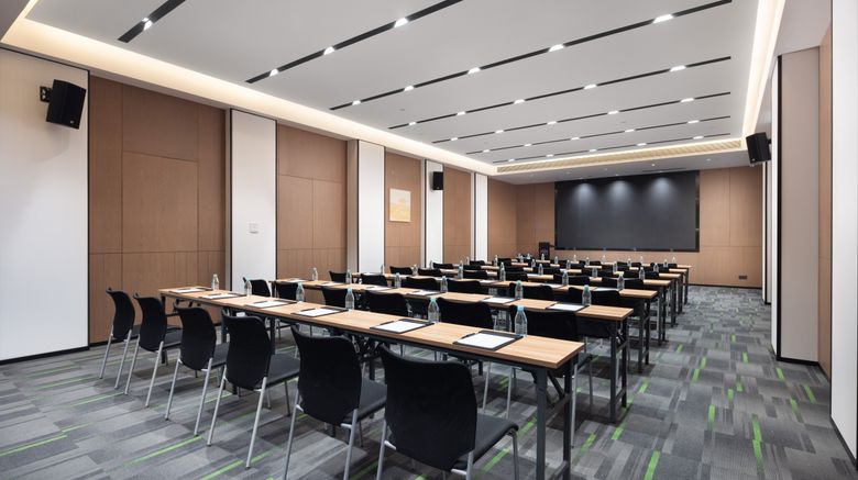 <b>Hampton by Hilton Dongguan Songshan Lake Meeting</b>. Images powered by <a href="https://www.leonardoworldwide.com/" title="Leonardo Worldwide" target="_blank">Leonardo</a>.
