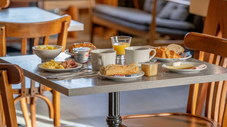 <b>B&B Hotel Bordeaux Merignac Aeroport Restaurant</b>. Images powered by <a href="https://www.leonardoworldwide.com/" title="Leonardo Worldwide" target="_blank">Leonardo</a>.
