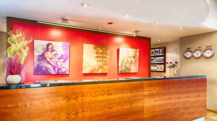 Leonardo Hotel Karlsruhe Lobby