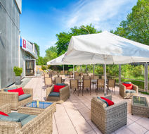 Leonardo Hotel Karlsruhe Exterior