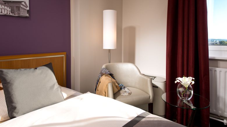 <b>Leonardo Hotel Karlsruhe Room</b>. Images powered by <a href="https://www.leonardoworldwide.com/" title="Leonardo Worldwide" target="_blank">Leonardo</a>.