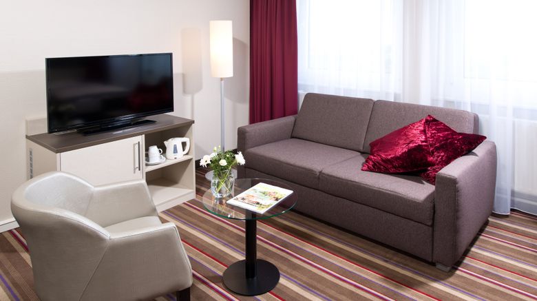 <b>Leonardo Hotel Karlsruhe Suite</b>. Images powered by <a href="https://www.leonardoworldwide.com/" title="Leonardo Worldwide" target="_blank">Leonardo</a>.