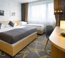 Hotel Exe Iris Prague Exterior