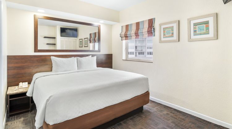 Crystal Beach Suites Miami Oceanfront Room