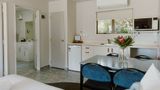Amber Court Motor Lodge Room