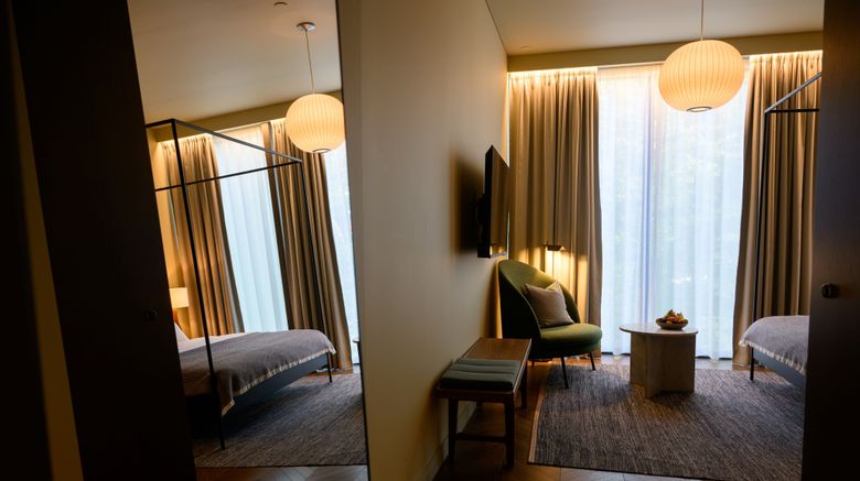<b>Grand Hotel Terminus Room</b>. Images powered by <a href="https://www.leonardoworldwide.com/" title="Leonardo Worldwide" target="_blank">Leonardo</a>.