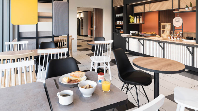 <b>B&B Hotel Laval Ouest Restaurant</b>. Images powered by <a href="https://www.leonardoworldwide.com/" title="Leonardo Worldwide" target="_blank">Leonardo</a>.