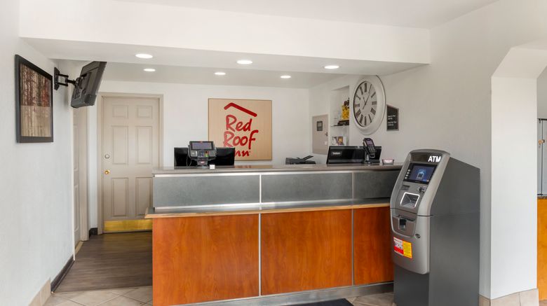 <b>Red Roof Inn Bowling Green Lobby</b>. Images powered by <a href="https://www.leonardoworldwide.com/" title="Leonardo Worldwide" target="_blank">Leonardo</a>.