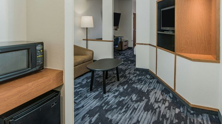 Fairfield Inn & Suites Ruston Suite