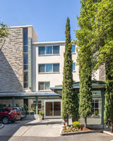 Park Lane Suites & Inn