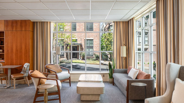<b>Park Lane Suites & Inn Lobby</b>. Images powered by <a href="https://www.leonardoworldwide.com/" title="Leonardo Worldwide" target="_blank">Leonardo</a>.