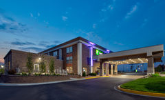 Holiday Inn Express & Suites