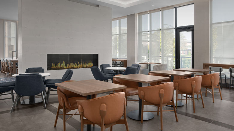 <b>Homewood Suites by Hilton Portsmouth Dow Restaurant</b>. Images powered by <a href="https://www.leonardoworldwide.com/" title="Leonardo Worldwide" target="_blank">Leonardo</a>.