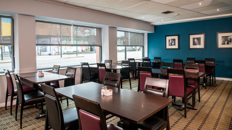 Holiday Inn Express City Ctr Riverside Restaurant