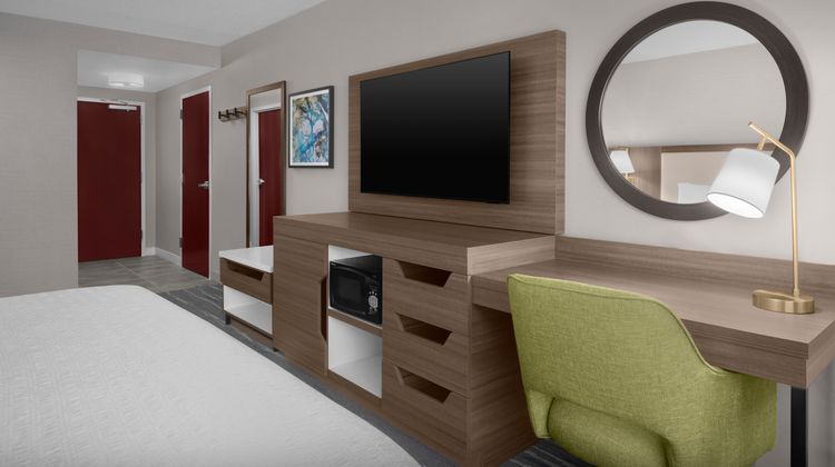 Hampton Inn Ithaca Room