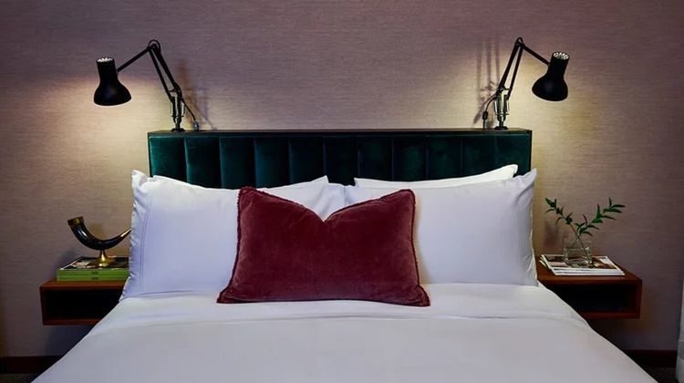 Fairlane Hotel Room