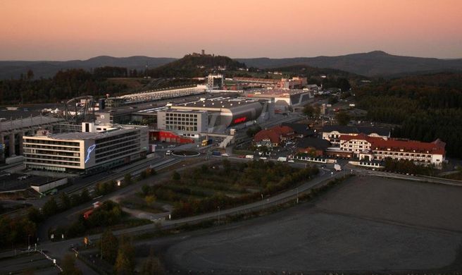 Motorsport Hotel Exterior