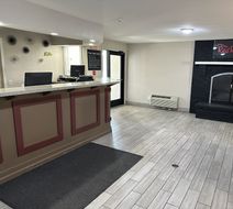 Red Roof Inn & Suites Marysville Lobby