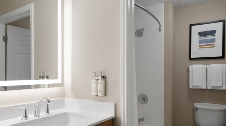 Staybridge Suites Burlington Room