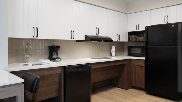 Staybridge Suites Burlington Suite