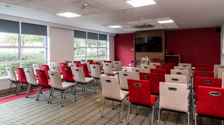 Holiday Inn Express Glasgow Airport Meeting