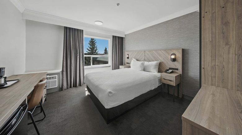 <b>Sandman Hotel Red Deer Room</b>. Images powered by <a href="https://www.leonardoworldwide.com/" title="Leonardo Worldwide" target="_blank">Leonardo</a>.