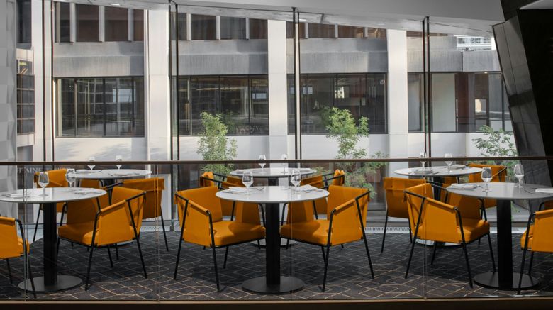 <b>Courtyard Calgary Downtown Restaurant</b>. Images powered by <a href="https://www.leonardoworldwide.com/" title="Leonardo Worldwide" target="_blank">Leonardo</a>.