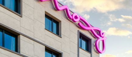Moxy Verona Exterior