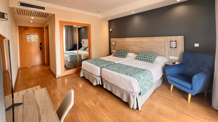 Maya Alicante Room