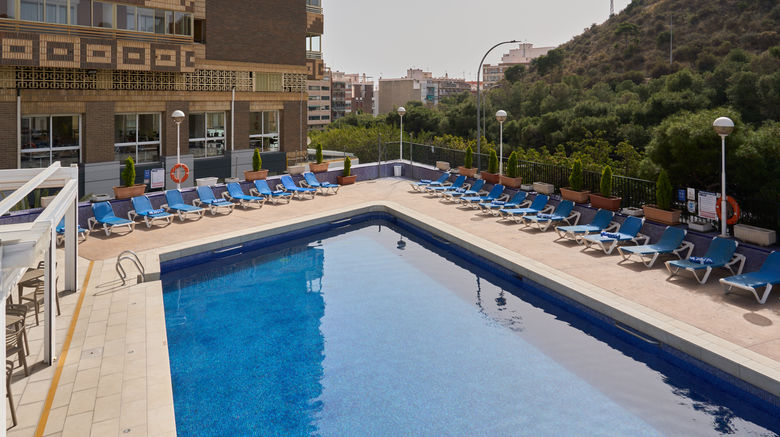 <b>Maya Alicante Pool</b>. Images powered by <a href="https://www.leonardoworldwide.com/" title="Leonardo Worldwide" target="_blank">Leonardo</a>.