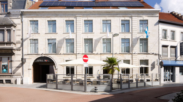 Alpha Hotel Exterior