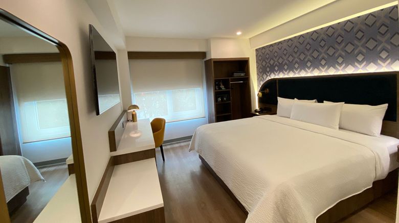 <b>Holiday Exp CDMX Condesa Room</b>. Images powered by <a href="https://www.leonardoworldwide.com/" title="Leonardo Worldwide" target="_blank">Leonardo</a>.