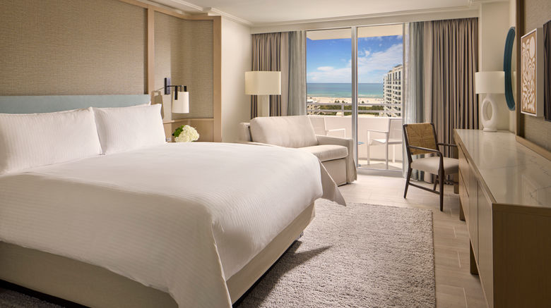 <b>Loews Miami Beach Hotel Room</b>. Images powered by <a href="https://www.leonardoworldwide.com/" title="Leonardo Worldwide" target="_blank">Leonardo</a>.
