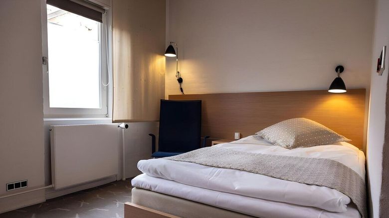 <b>Frederik VI's Hotel Room</b>. Images powered by <a href="https://www.leonardoworldwide.com/" title="Leonardo Worldwide" target="_blank">Leonardo</a>.