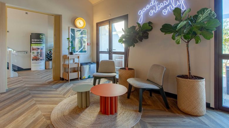 <b>B&B Hotel Blois Nord Vallee Maillard Lobby</b>. Images powered by <a href="https://www.leonardoworldwide.com/" title="Leonardo Worldwide" target="_blank">Leonardo</a>.