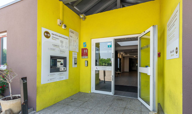 B&B Hotel Montelimar Exterior