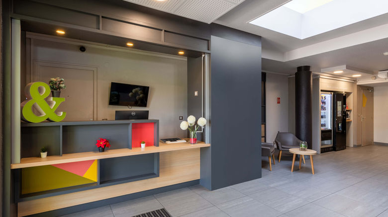 <b>B&B Hotel Montelimar Lobby</b>. Images powered by <a href="https://www.leonardoworldwide.com/" title="Leonardo Worldwide" target="_blank">Leonardo</a>.