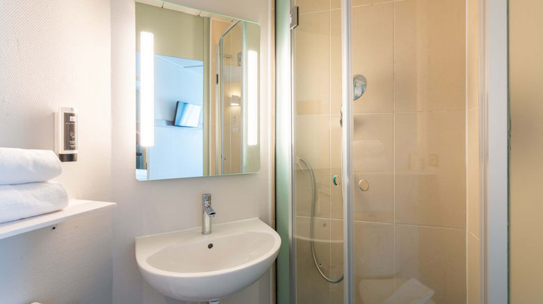 <b>B&B Hotel Montelimar Room</b>. Images powered by <a href="https://www.leonardoworldwide.com/" title="Leonardo Worldwide" target="_blank">Leonardo</a>.