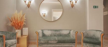 Hotel City Lobby