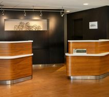 Courtyard San Francisco Larkspur Landing Lobby