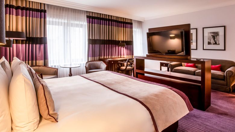 <b>Sofitel Buenos Aires Recoleta Suite</b>. Images powered by <a href=https://www.travelagewest.com/Hotels/Buenos-Aires/