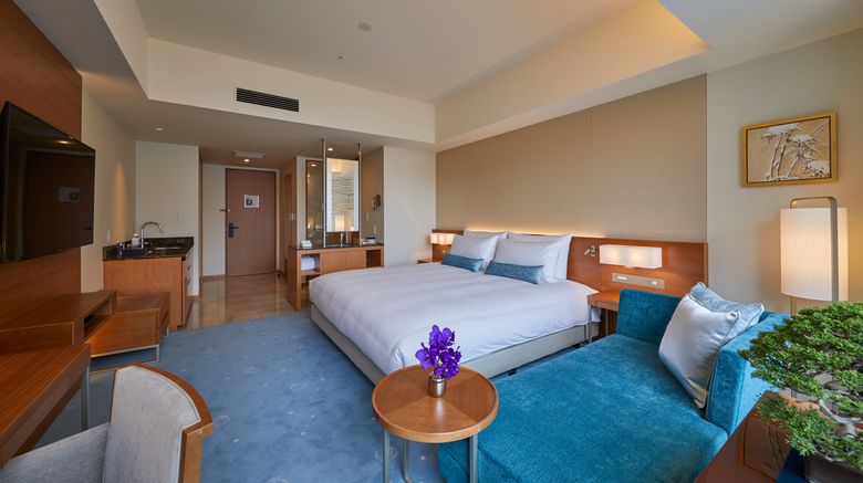 <b>The Kitano Hotel Tokyo Room</b>. Images powered by <a href="https://www.leonardoworldwide.com/" title="Leonardo Worldwide" target="_blank">Leonardo</a>.