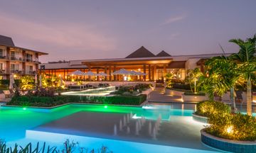 Crowne Plaza Nadi Bay Resort