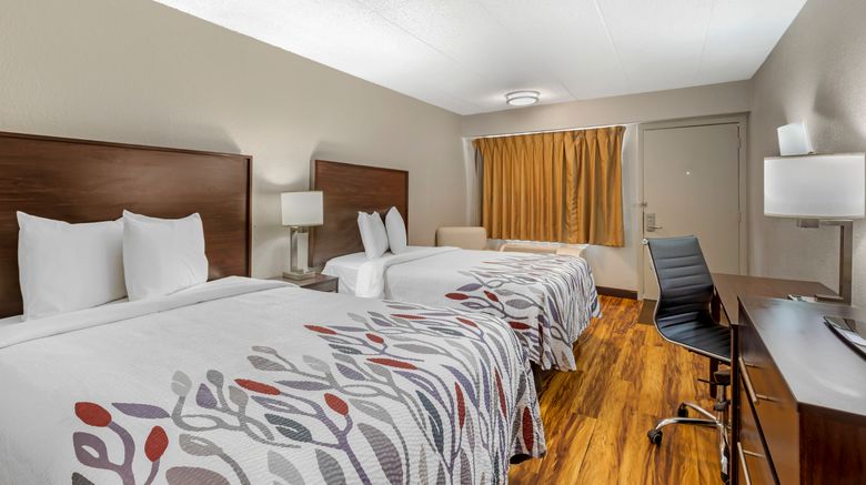 <b>Red Roof Inn Milwaukee Airport Oak Creek Room</b>. Images powered by <a href="https://www.leonardoworldwide.com/" title="Leonardo Worldwide" target="_blank">Leonardo</a>.