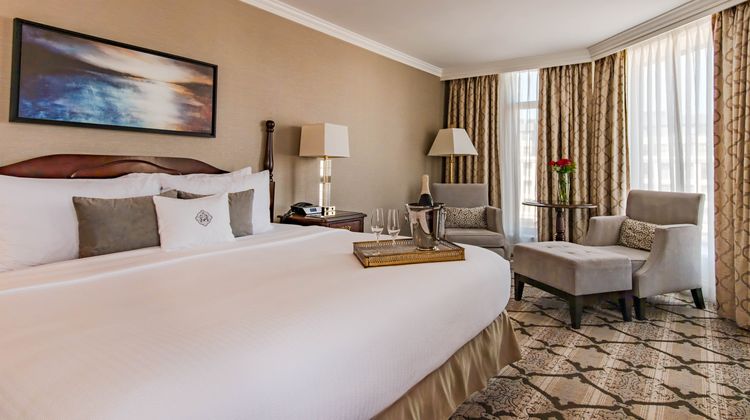 The Magnolia Hotel & Spa Room