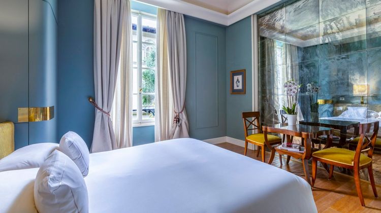 Hotel Regency Room