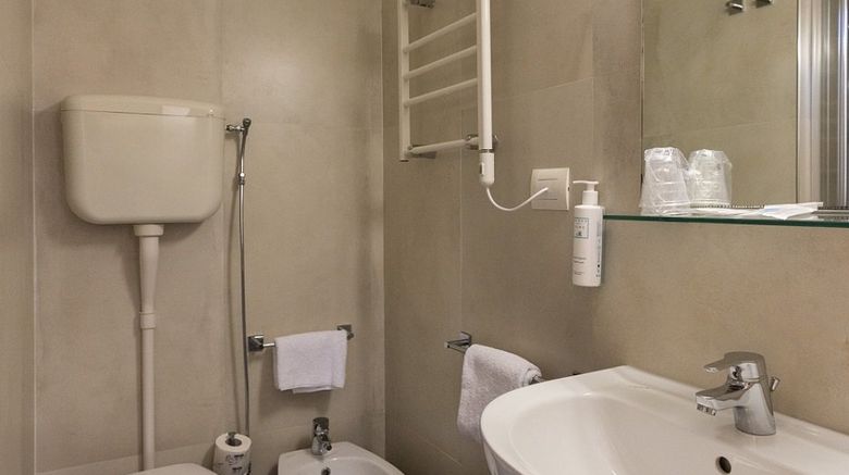 <b>Albergo Firenze Room</b>. Images powered by <a href="https://www.leonardoworldwide.com/" title="Leonardo Worldwide" target="_blank">Leonardo</a>.