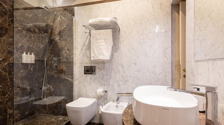 Donati Luxury Tower Room